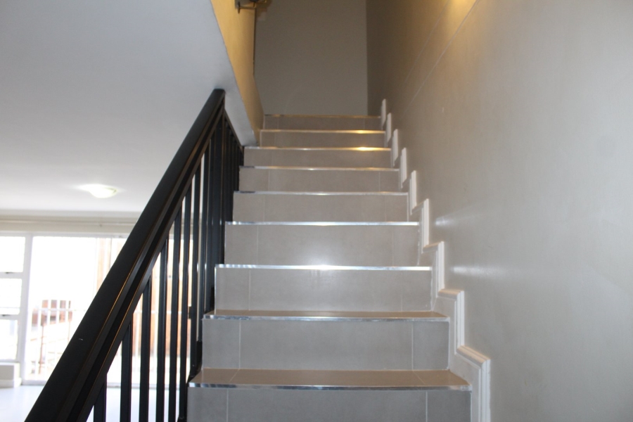 To Let 2 Bedroom Property for Rent in Kempenville Western Cape